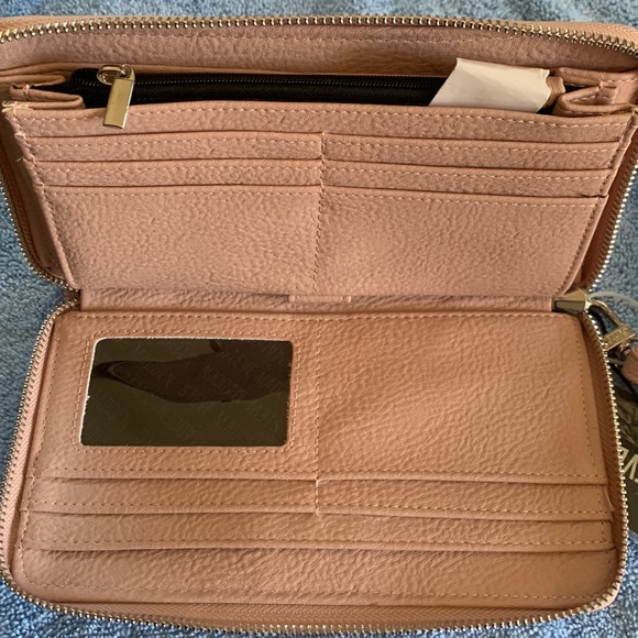 Steve Madden Wallet - Picture 3 of 4